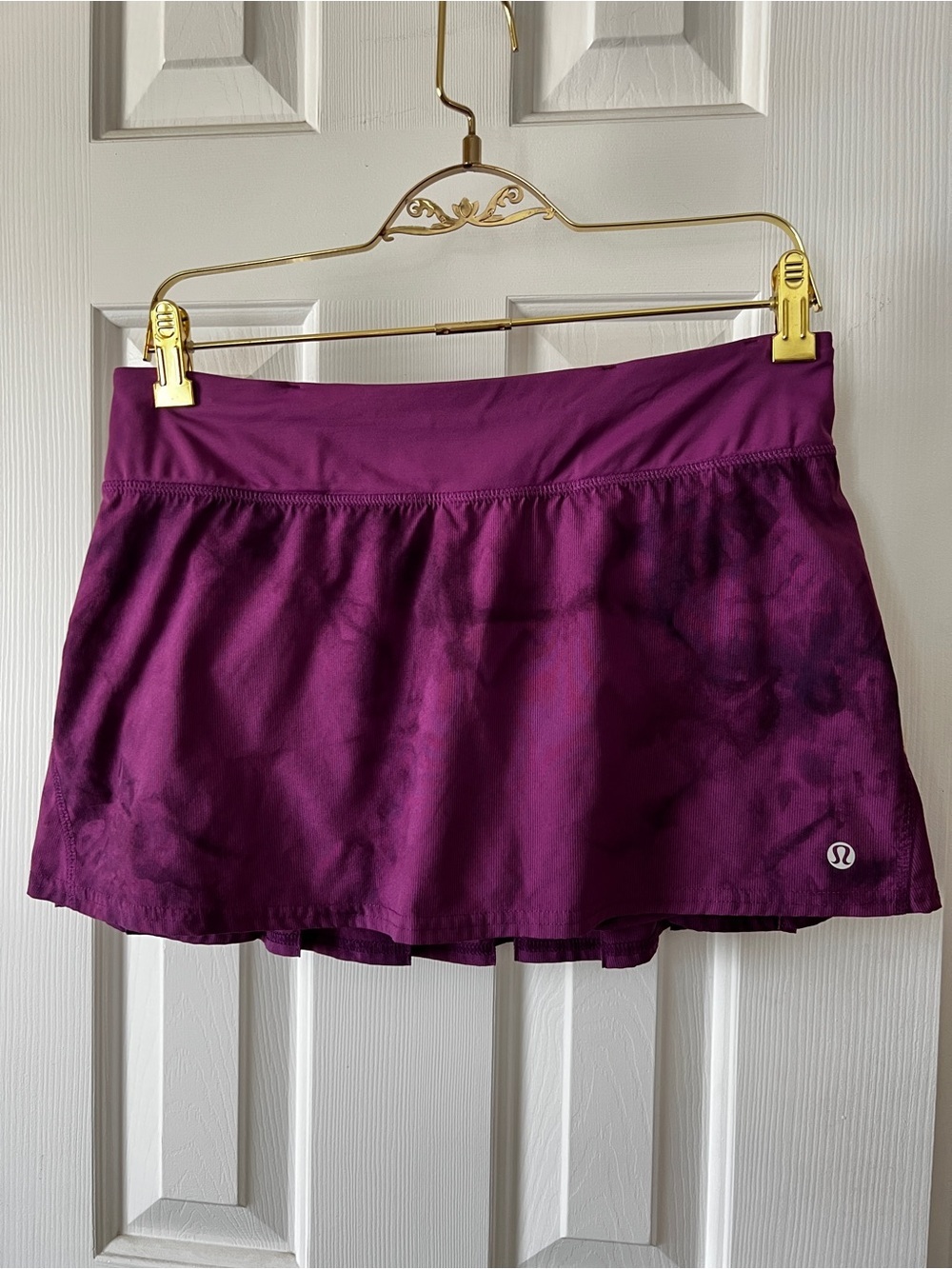Lululemon Speed Skirt Purple Dewberry Spray Tie Dye Size 6 Built-in Shorts - Picture 2 of 10